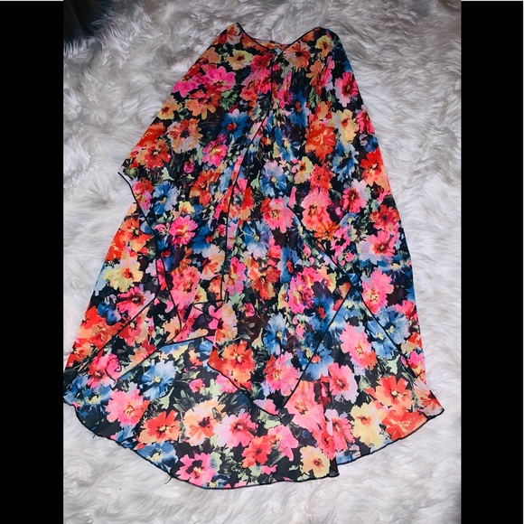 NWOT Beautiful Floral Open Cardigan Kimono - Picture 2 of 7